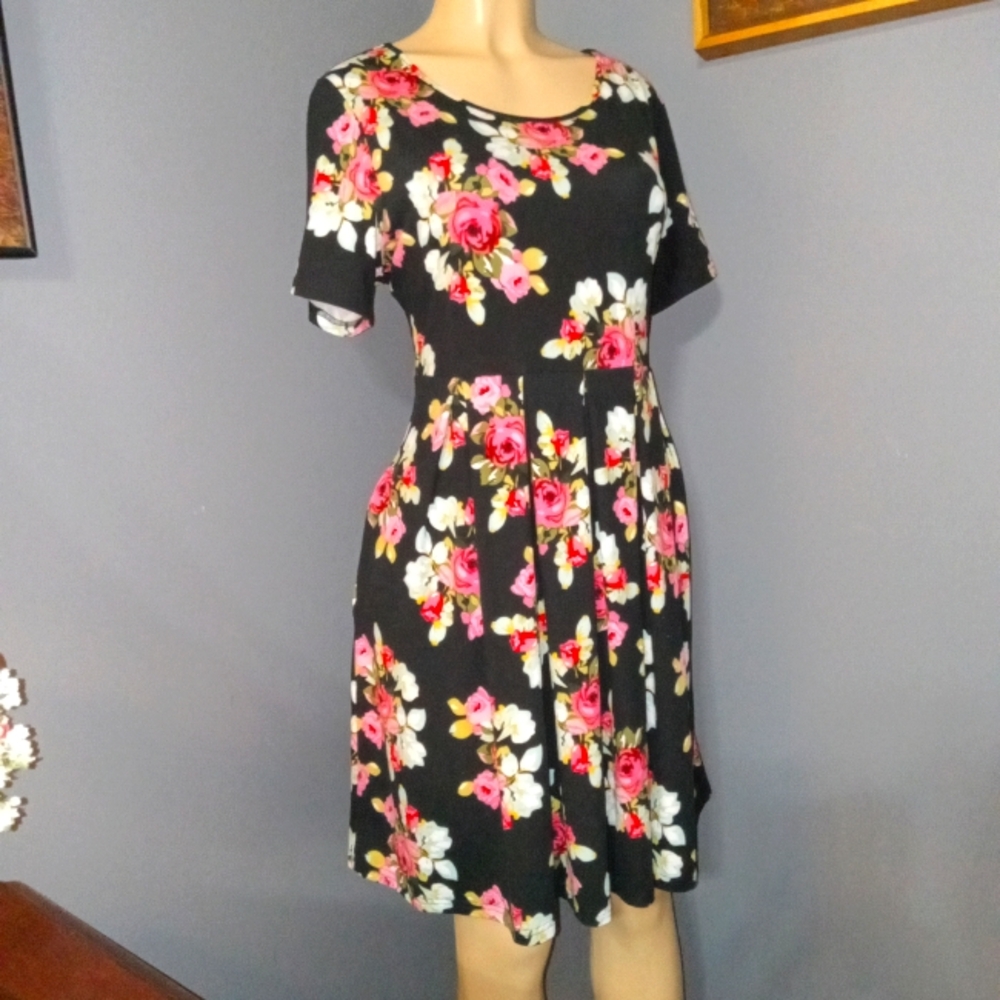 💣TRAILILBEE FLORAL DRESS SZ 1X